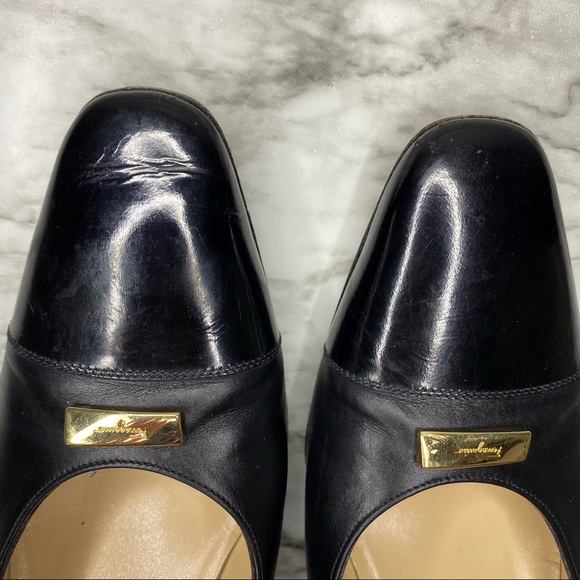 Vintage Salvatore Ferragamo Black Leather Patent Cap Toe Signature Heels 8.5 - Picture 9 of 10